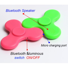 Moda Bluetooth Speaker Spinner Toys Fidget Hand Spinner com luz LED